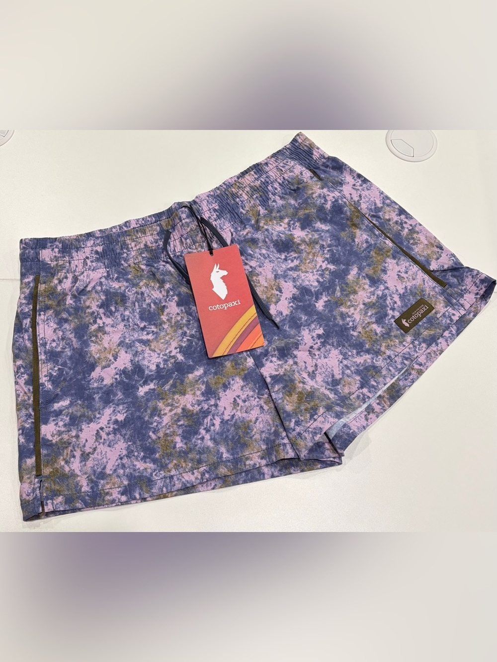 Cotopaxi Women's Large Brinco Shorts Purple Lavender Print NWT 3" Inseam Elastic